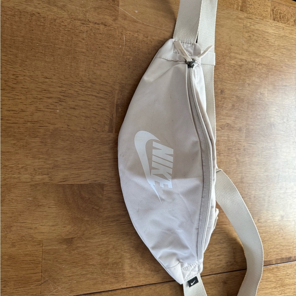 Nike White Fanny Pack